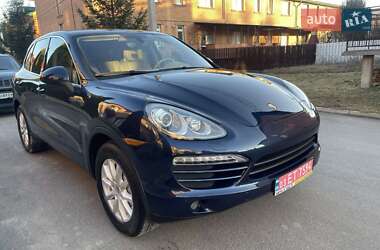 Внедорожник / Кроссовер Porsche Cayenne 2012 в Тернополе