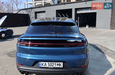 Позашляховик / Кросовер Porsche Cayenne 2023 в 