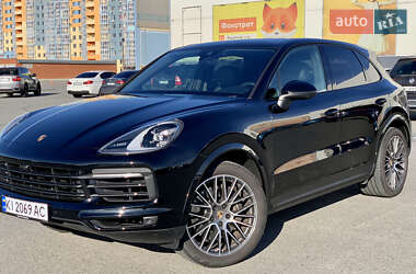 Внедорожник / Кроссовер Porsche Cayenne 2022 в Киеве