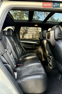 Внедорожник / Кроссовер Porsche Cayenne 2008 в 