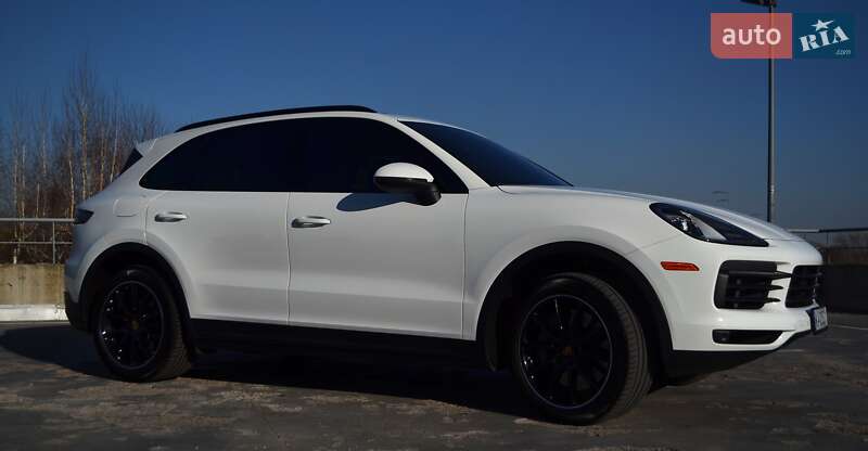 Внедорожник / Кроссовер Porsche Cayenne 2018 в Киеве