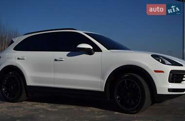 Позашляховик / Кросовер Porsche Cayenne 2018 в 