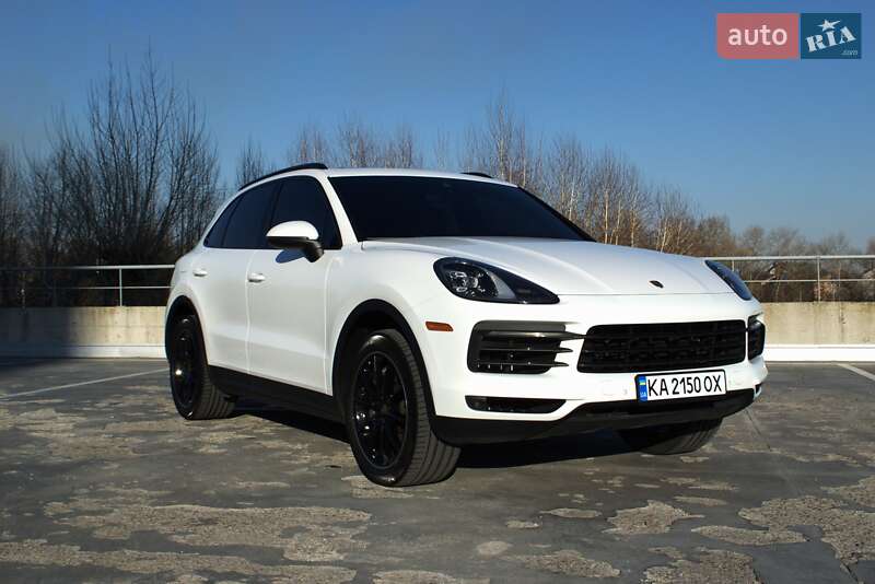 Внедорожник / Кроссовер Porsche Cayenne 2018 в Киеве