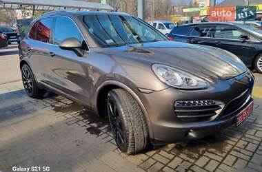 Внедорожник / Кроссовер Porsche Cayenne 2014 в 