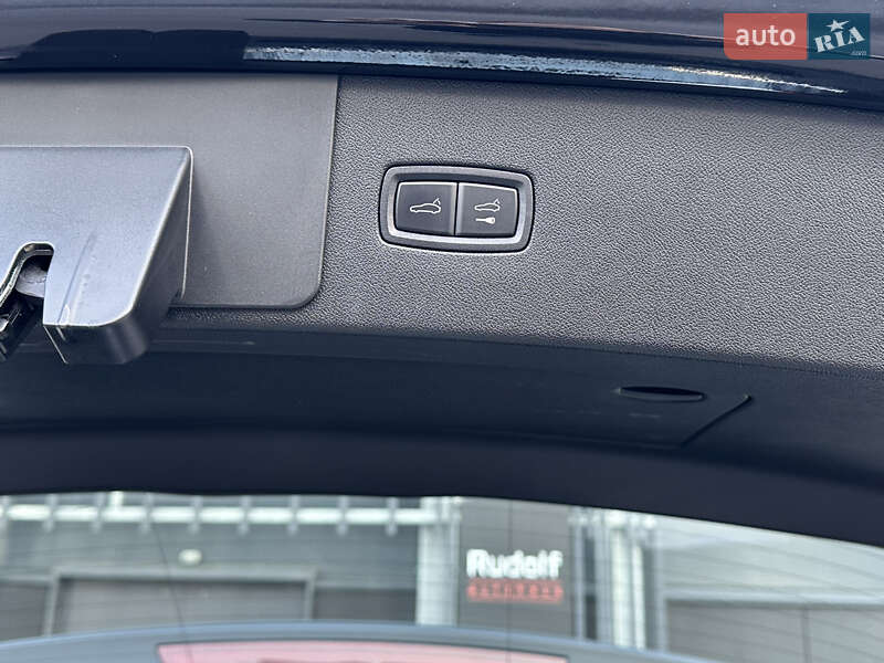 Внедорожник / Кроссовер Porsche Cayenne 2019 в Киеве фото 23 Внедорожник / Кроссовер Porsche Cayenne 2019 в Киеве