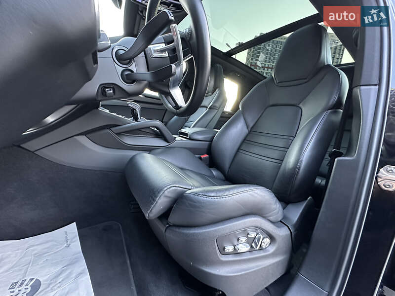 Внедорожник / Кроссовер Porsche Cayenne 2019 в Киеве фото 41 Внедорожник / Кроссовер Porsche Cayenne 2019 в Киеве
