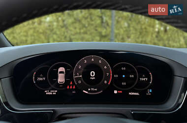 Позашляховик / Кросовер Porsche Cayenne 2024 в 