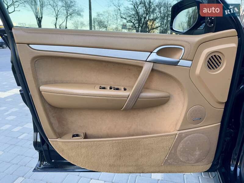 Внедорожник / Кроссовер Porsche Cayenne 2008 в Одессе