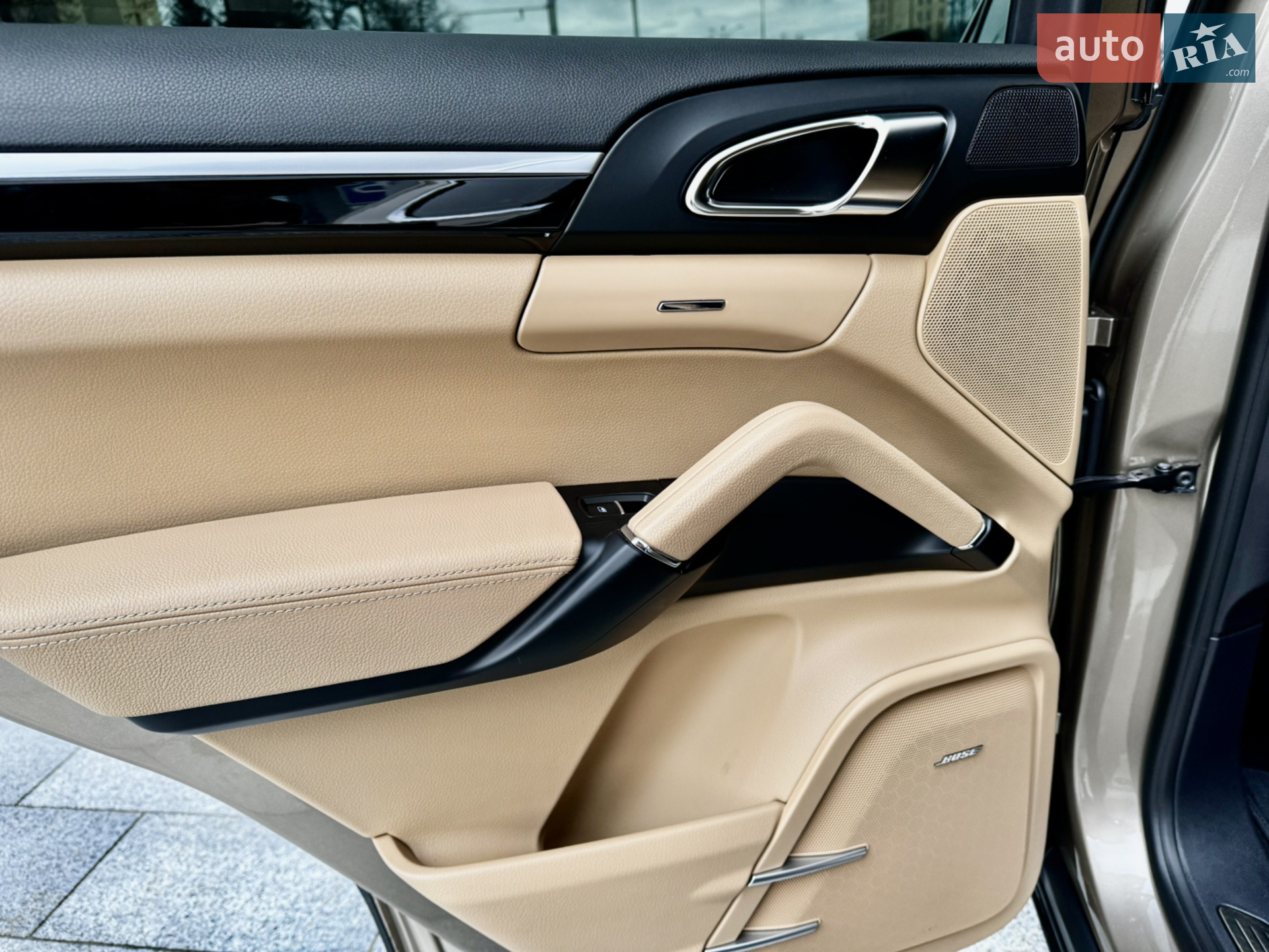 2016 Porsche Cayenne - мініатюра 35