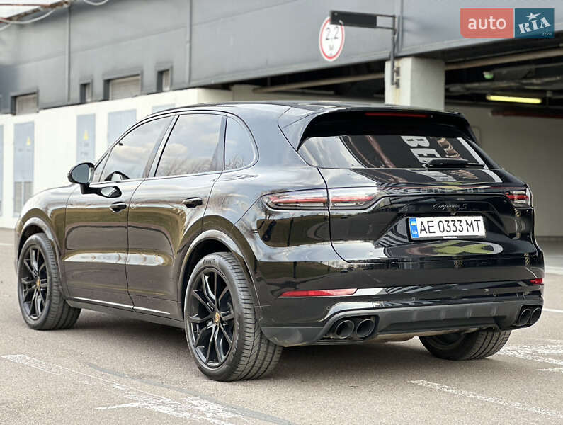 Внедорожник / Кроссовер Porsche Cayenne 2018 в Днепре