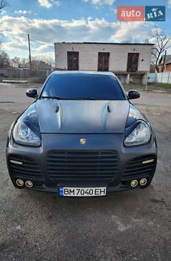 Внедорожник / Кроссовер Porsche Cayenne 2004 в 