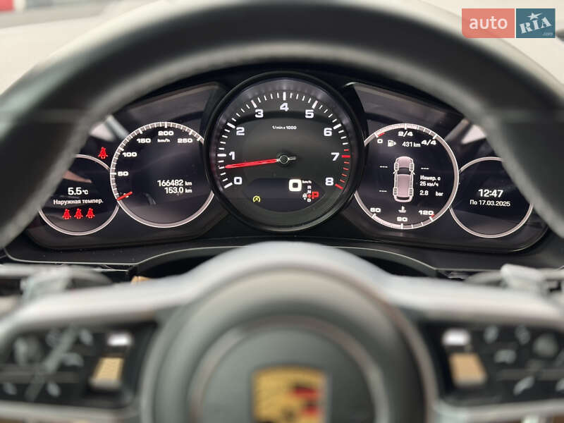 Позашляховик / Кросовер Porsche Cayenne 2021 в Києві