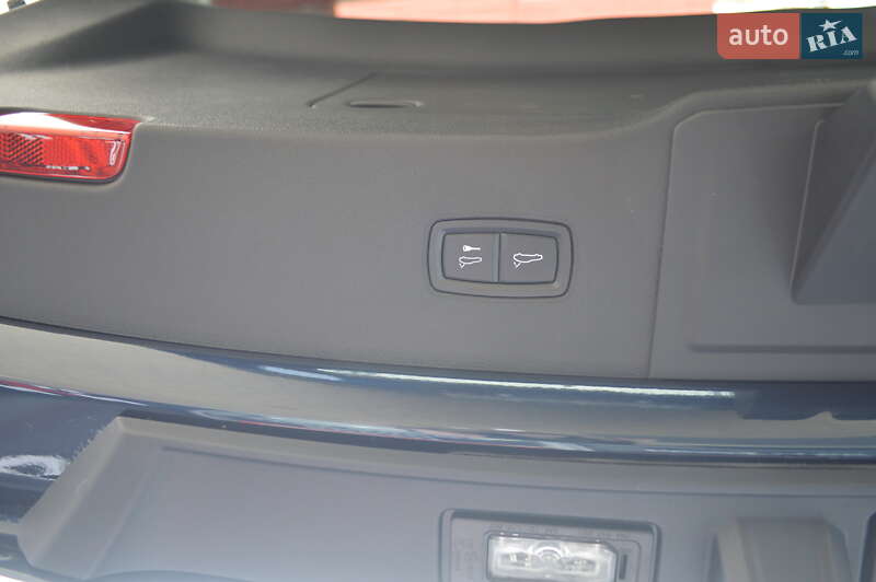 Внедорожник / Кроссовер Porsche Cayenne 2023 в Львове