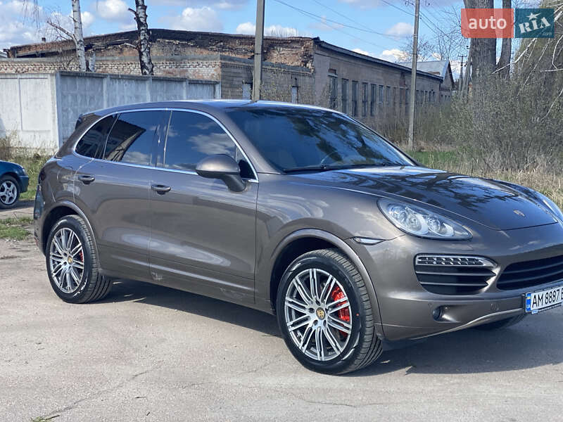 Внедорожник / Кроссовер Porsche Cayenne 2013 в Житомире фото 36 Внедорожник / Кроссовер Porsche Cayenne 2013 в Житомире