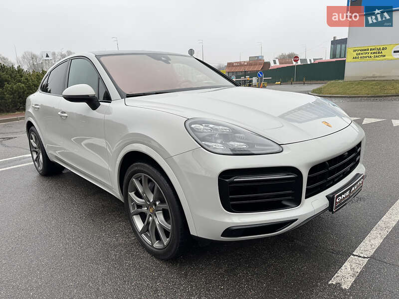 Позашляховик / Кросовер Porsche Cayenne 2022 в Києві