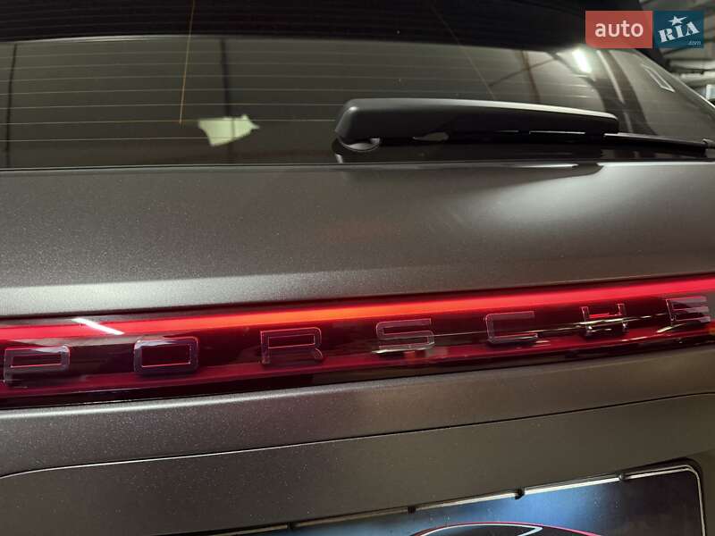 Внедорожник / Кроссовер Porsche Cayenne 2018 в Киеве