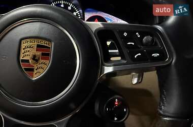Позашляховик / Кросовер Porsche Cayenne 2018 в 