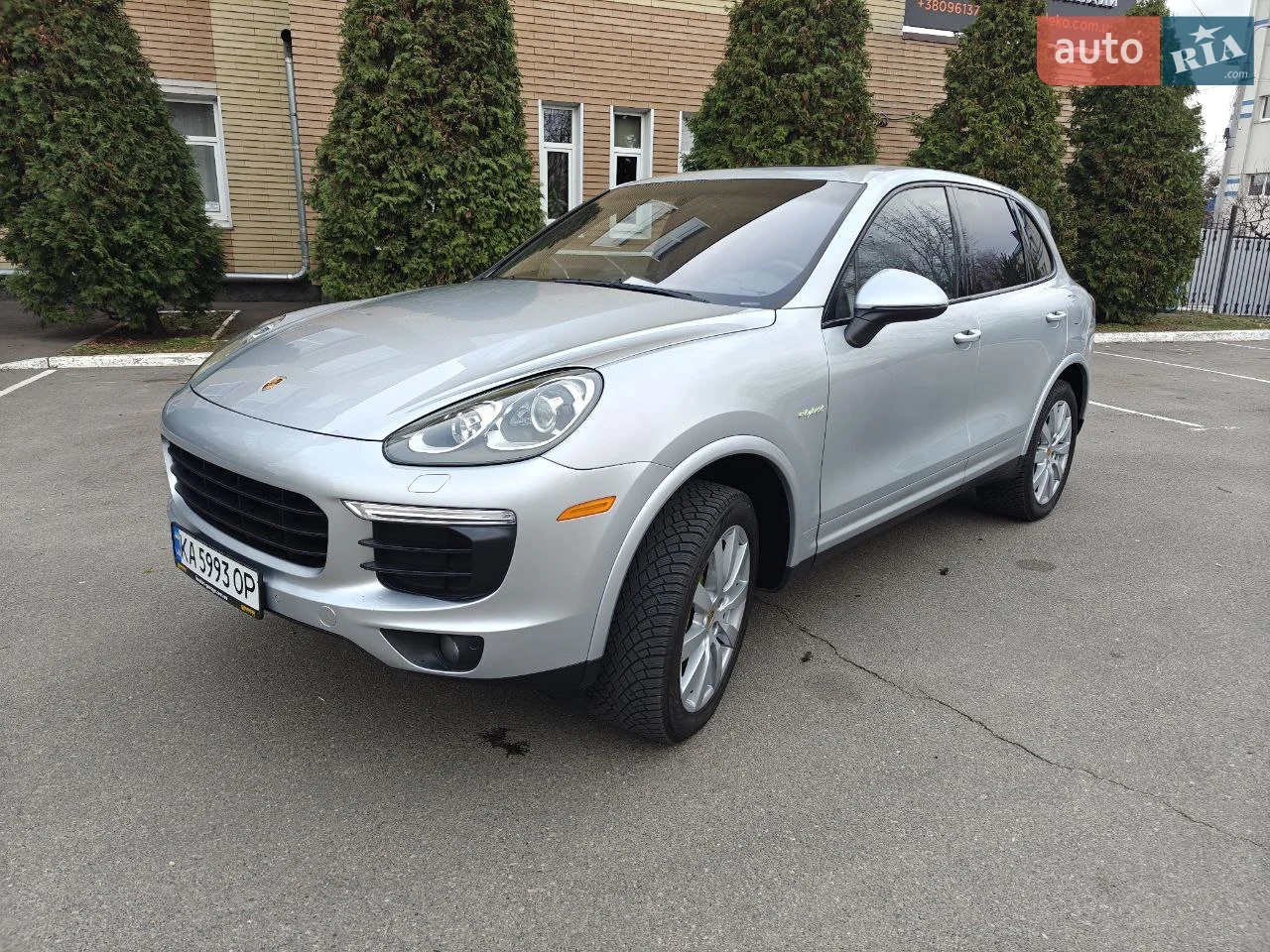 2016 Porsche Cayenne - мініатюра 31