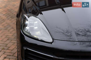 Внедорожник / Кроссовер Porsche Cayenne 2019 в 