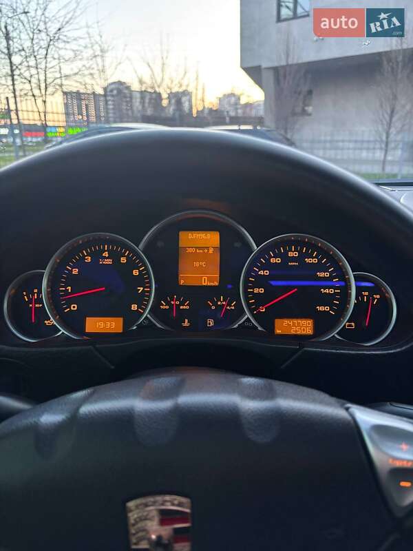 Позашляховик / Кросовер Porsche Cayenne 2008 в Києві