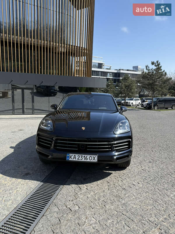 Позашляховик / Кросовер Porsche Cayenne 2019 в Києві