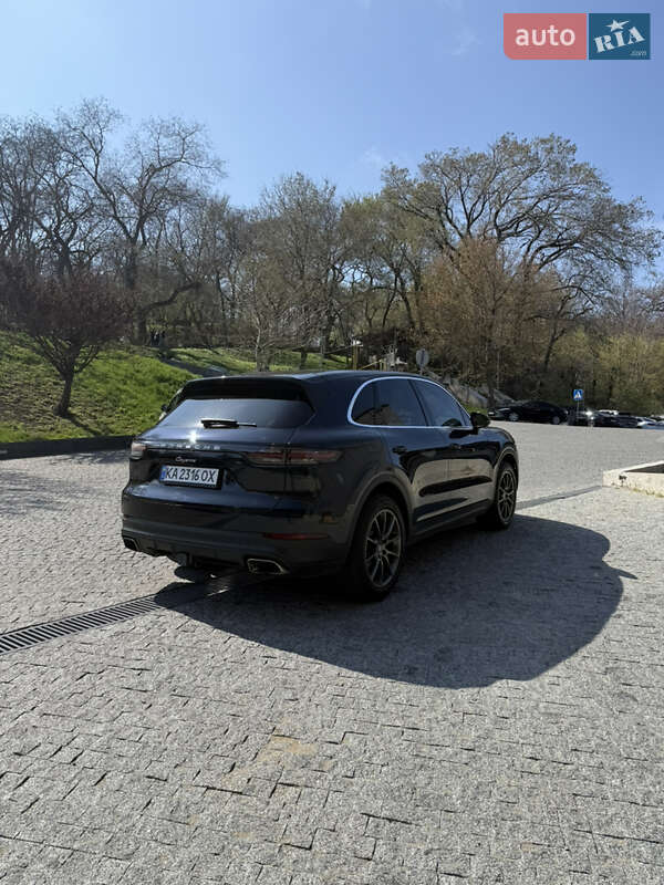 Позашляховик / Кросовер Porsche Cayenne 2019 в Києві