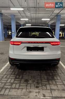 Внедорожник / Кроссовер Porsche Cayenne 2020 в 