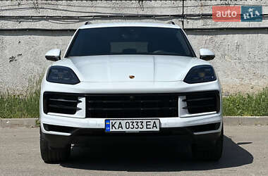 Внедорожник / Кроссовер Porsche Cayenne 2023 в 