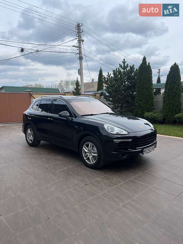 Porsche Cayenne 2016