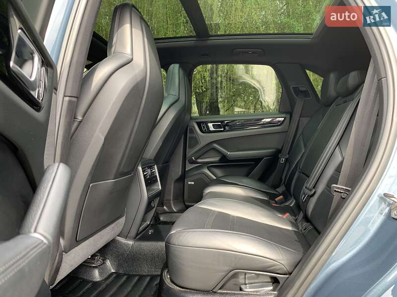 Внедорожник / Кроссовер Porsche Cayenne 2019 в Кривом Роге фото 57 Внедорожник / Кроссовер Porsche Cayenne 2019 в Кривом Роге