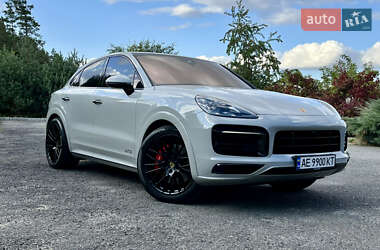 Внедорожник / Кроссовер Porsche Cayenne 2022 в 