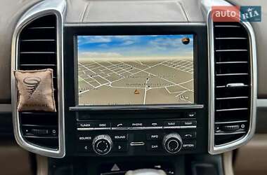 Внедорожник / Кроссовер Porsche Cayenne 2011 в 