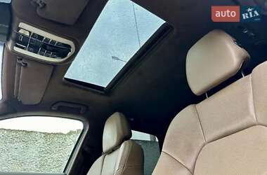 Внедорожник / Кроссовер Porsche Cayenne 2011 в 