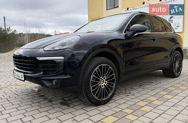 Позашляховик / Кросовер Porsche Cayenne 2015 в Бродах