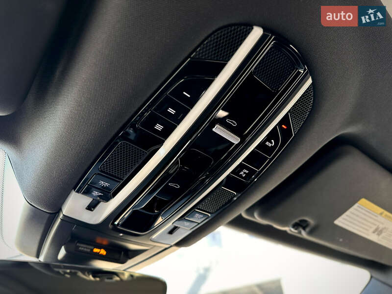 Позашляховик / Кросовер Porsche Cayenne 2019 в Києві