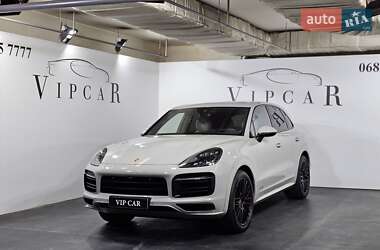Внедорожник / Кроссовер Porsche Cayenne 2022 в 
