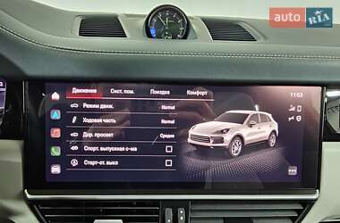 Внедорожник / Кроссовер Porsche Cayenne 2022 в 