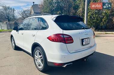 Внедорожник / Кроссовер Porsche Cayenne 2013 в 
