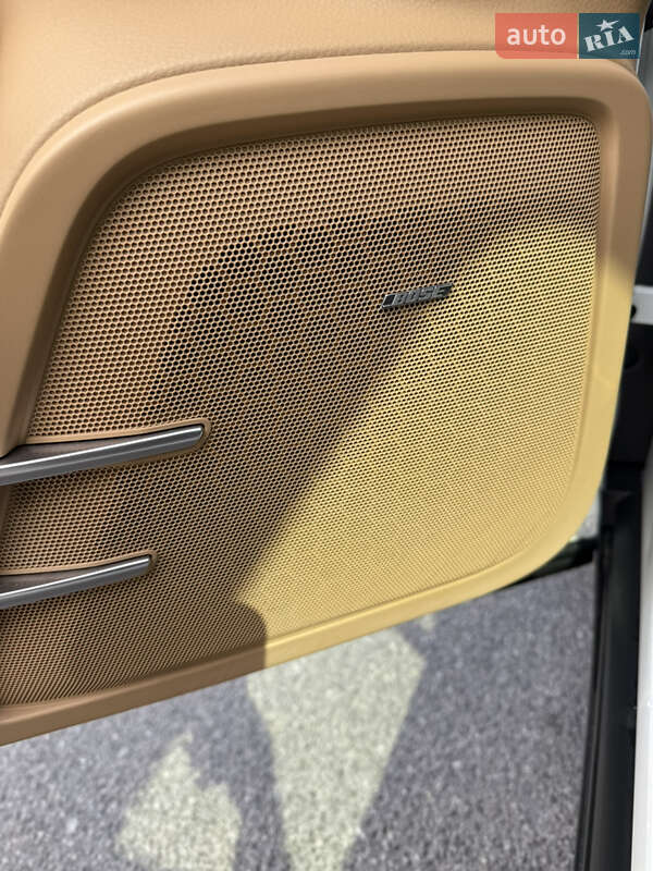 Внедорожник / Кроссовер Porsche Cayenne 2015 в Киеве