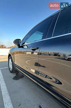 Porsche Cayenne 2012 Porsche Cayenne 2012