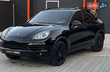 Позашляховик / Кросовер Porsche Cayenne 2012 в 