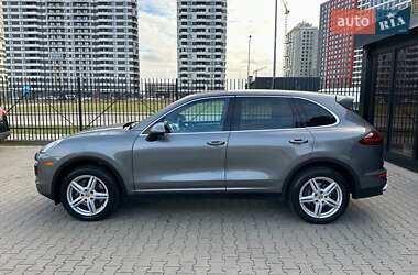 Позашляховик / Кросовер Porsche Cayenne 2015 в 