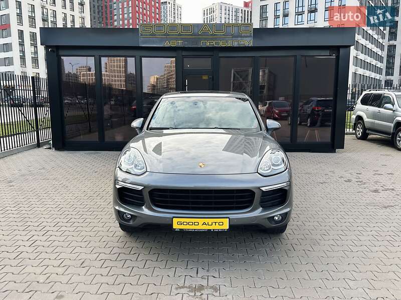 Внедорожник / Кроссовер Porsche Cayenne 2015 в Киеве фото 3 Внедорожник / Кроссовер Porsche Cayenne 2015 в Киеве