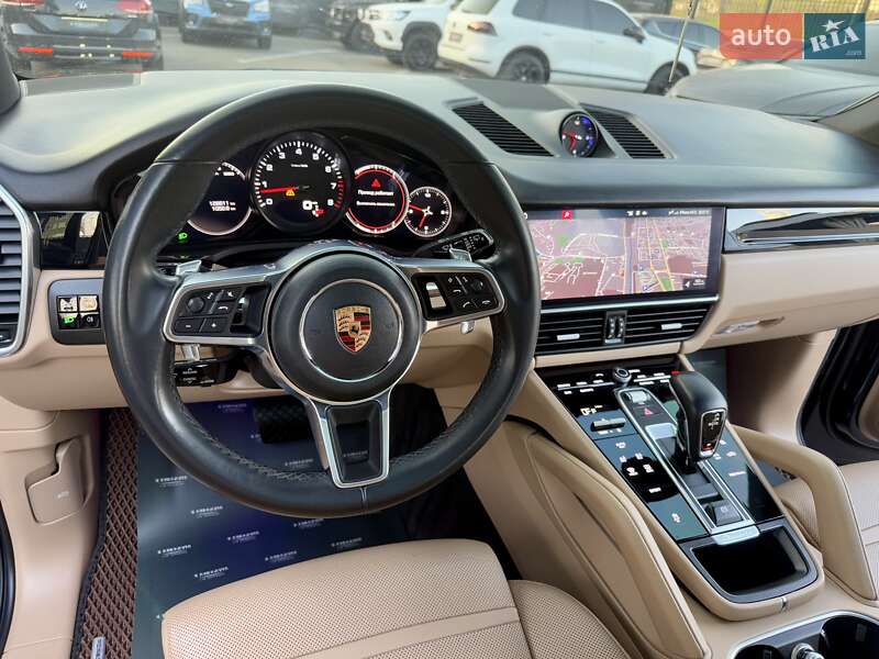 Внедорожник / Кроссовер Porsche Cayenne 2019 в Киеве