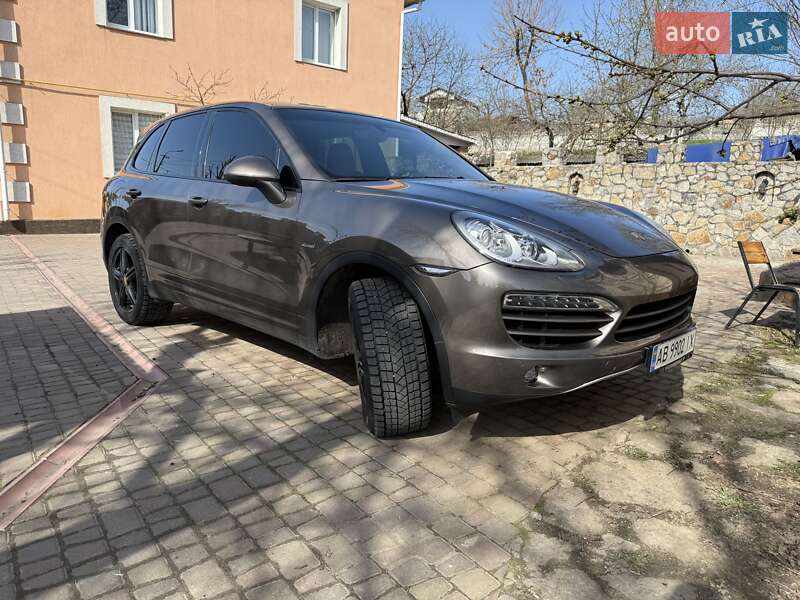 Внедорожник / Кроссовер Porsche Cayenne 2012 в Виннице