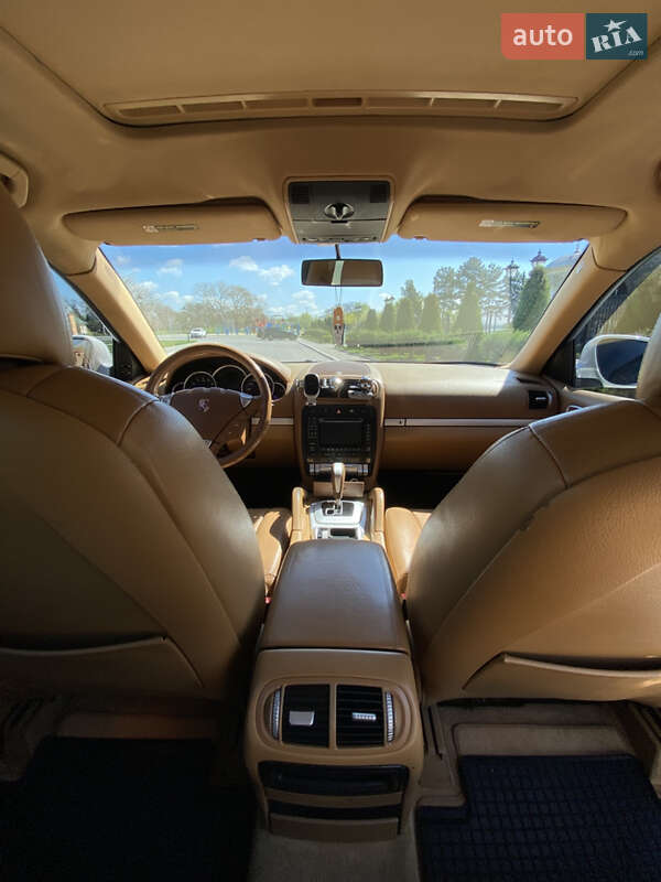 Позашляховик / Кросовер Porsche Cayenne 2004 в Ізмаїлі фото 13 Позашляховик / Кросовер Porsche Cayenne 2004 в Ізмаїлі