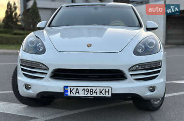 Внедорожник / Кроссовер Porsche Cayenne 2012 в 