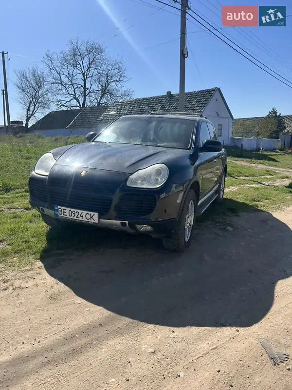 Porsche Cayenne 2004