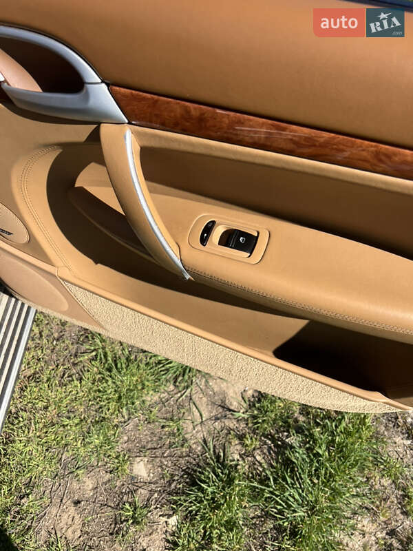 Внедорожник / Кроссовер Porsche Cayenne 2004 в Николаеве