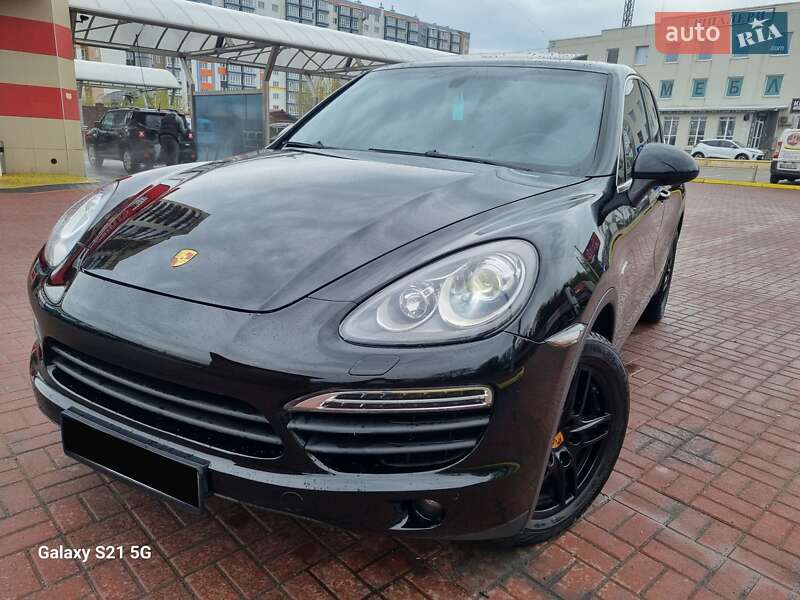 Внедорожник / Кроссовер Porsche Cayenne 2013 в Ровно